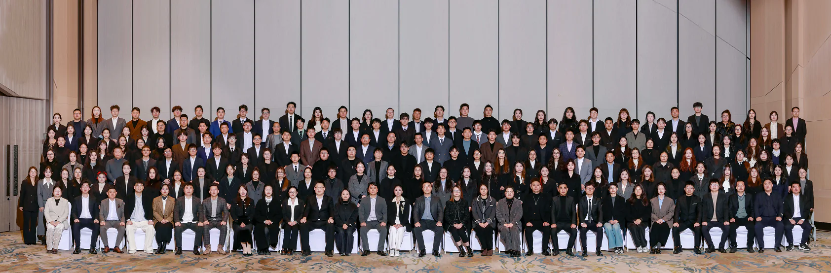 Equipe Dollar Dream em Yiwu, China